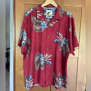 TOMMY BAHAMA Men's Red & Blue Floral Short Sleeve Relaxed Fit Shirt, Size XL